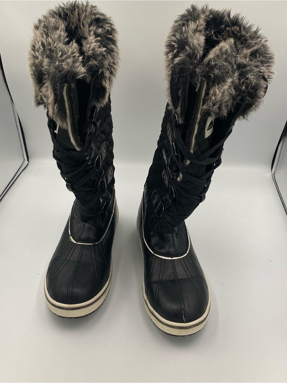 Women's Black Faux-Fur Lace-Up Winter Boots